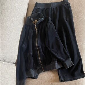 Juicy Couture kids navy velour set size 6